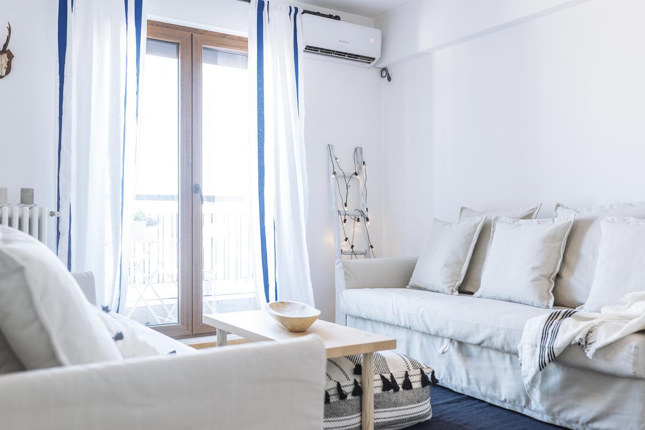 Old Town - City Center Apartment Bukares Bagian luar foto