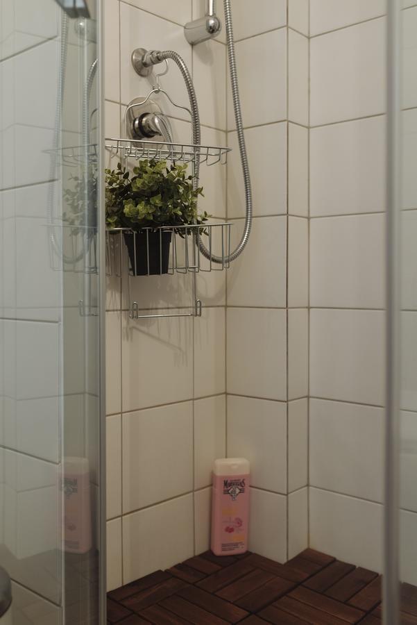 Old Town - City Center Apartment Bukares Bagian luar foto