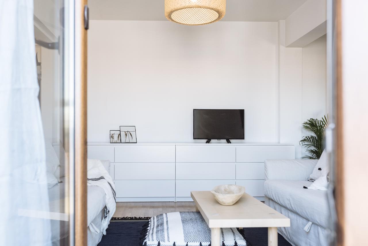 Old Town - City Center Apartment Bukares Bagian luar foto