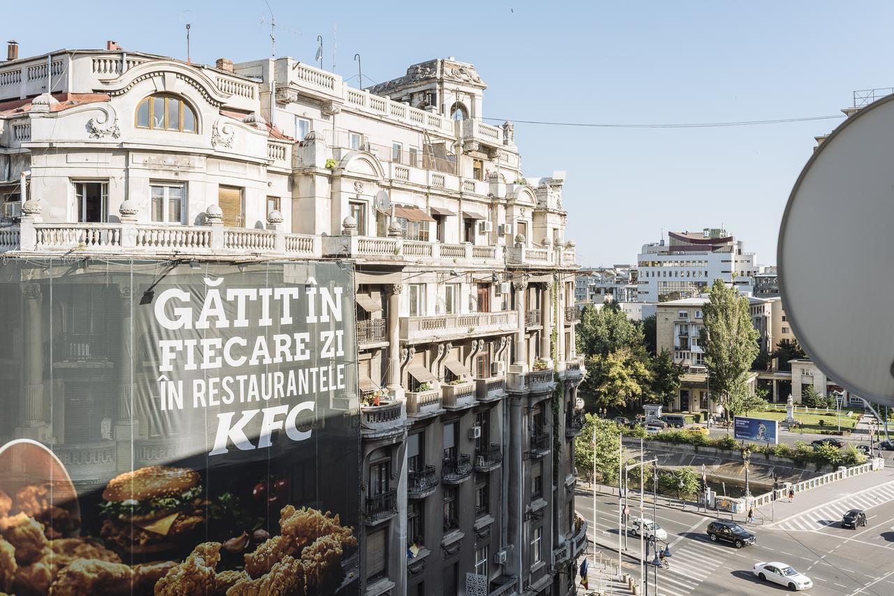 Old Town - City Center Apartment Bukares Bagian luar foto