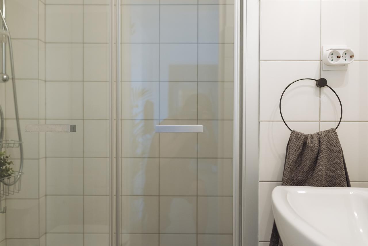 Old Town - City Center Apartment Bukares Bagian luar foto